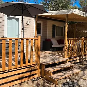 Camping Mobil-home Des Iscles, La Roque-d'Antheron