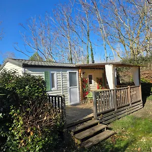 Camping Domaine Des Iscles, La Roque-d'Antheron